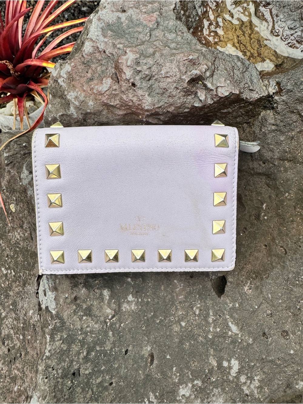 Valentino Garavani Rockstud Leather Card Holder Wallet Lavender Lilac Gold Studs